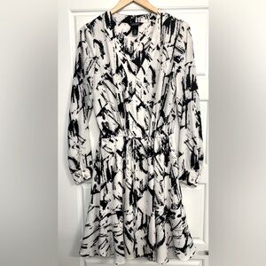 White House Black Market-Black & White Print- Ruffle Hem Midi Dress Size 8